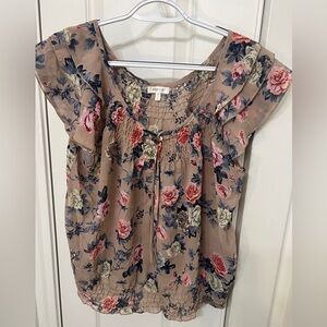 Floral Print Blouse with Ruffle Sleeves